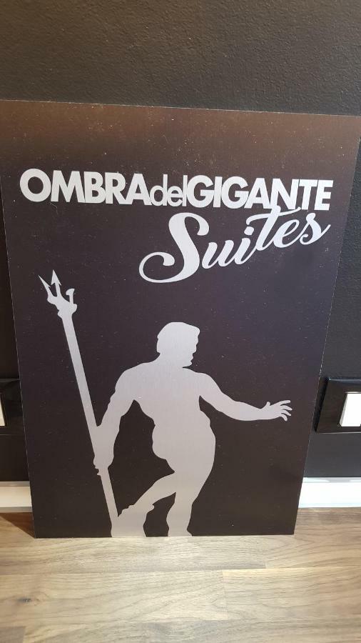 Ombra Del Gigante Suites - Bologna, Bologna